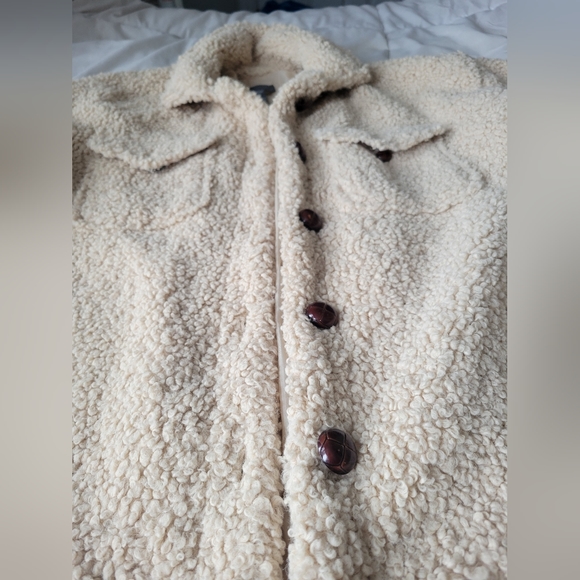 Teddy shacket - Picture 2 of 4